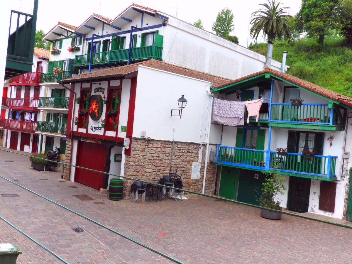 Marinelarena Apartment Hondarribia Bagian luar foto